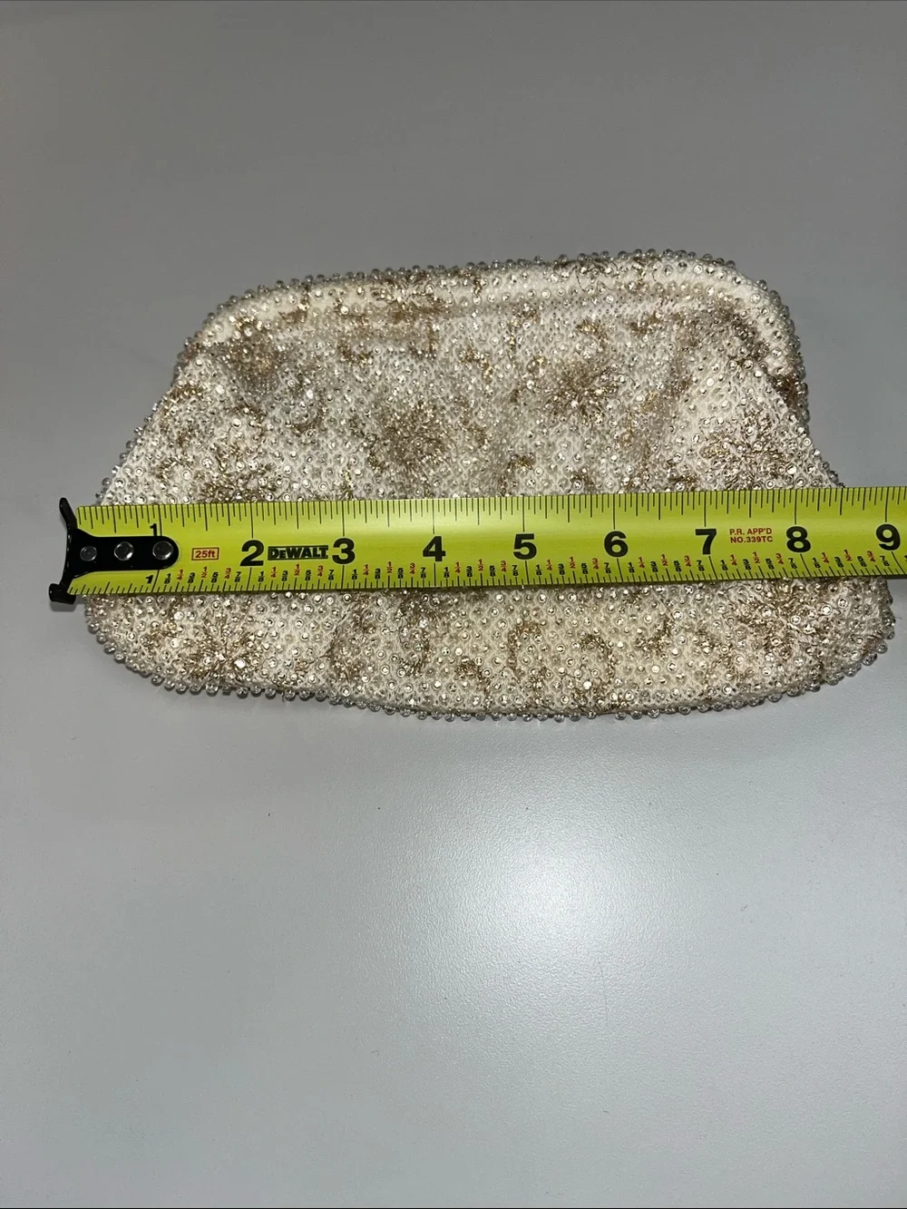 Source Unknown Ivory and Gold Beaded Evening Clutch
